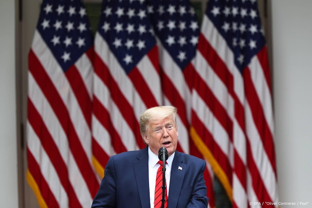 Amerikaanse president Trump versnelt zoektocht naar coronavaccin