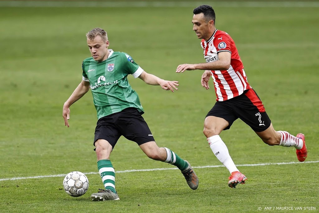 PSV na ruime zege op Zwolle nagenoeg zeker van Champions League