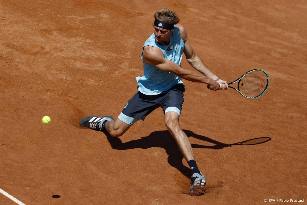 Tennisser Zverev stoot door naar halve finales in Rome