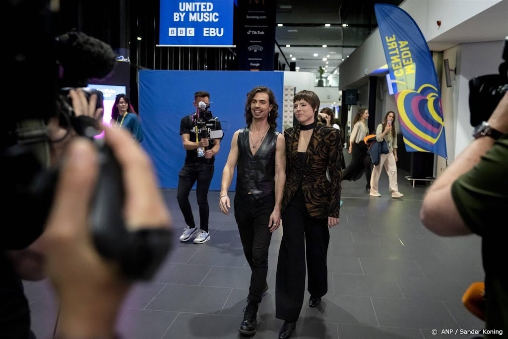 Mia en Dion weer terug in songfestivalarena voor finale