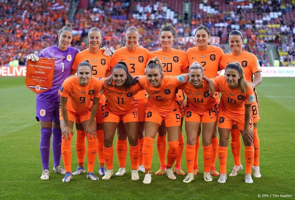 Voetbalsters Oranje in gewijzigde samenstelling tegen Portugal