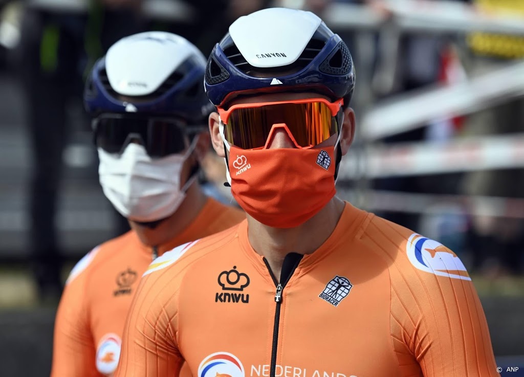 Van der Poel wint rit in Tirreno-Adriatico