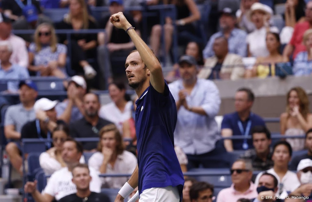 Medvedev voorkomt op US Open 21e grandslamtitel Djokovic