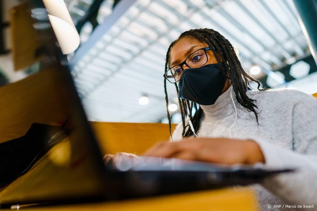 'Mondkapjesplicht in onderwijs brengt duidelijkheid'
