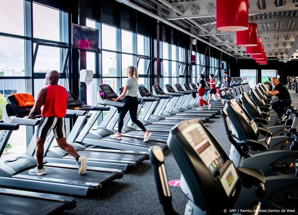 Branche sportscholen blij, 'groepslessen fitness gaan door'