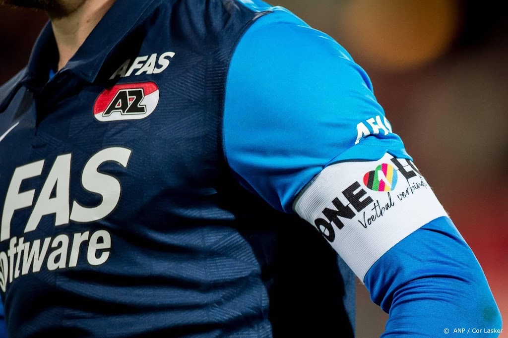 Voetbalclubs vragen dit weekend aandacht voor lhbti+-acceptatie