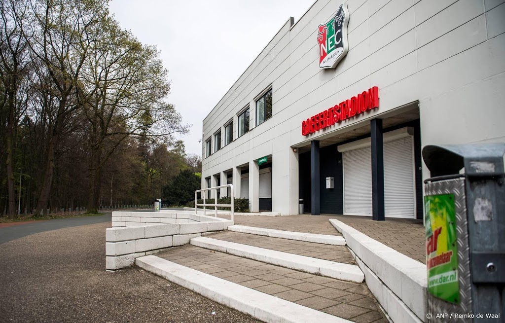 KNVB mag in Almere en Nijmegen met fans binnen 1,5 meter testen
