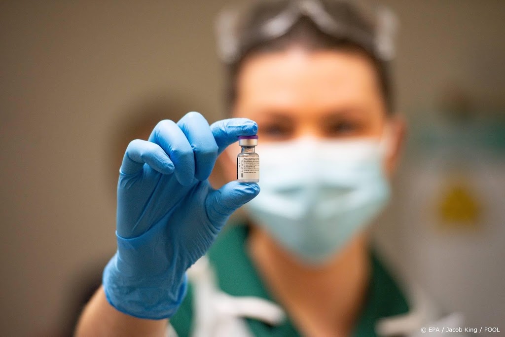 Eerste coronavaccins in VS gereed voor distributie