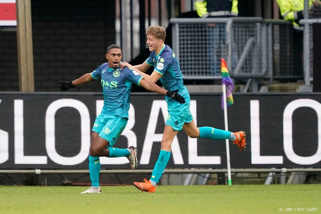 Sparta wint ook bij Willem II en boekt vierde zege in vijf duels