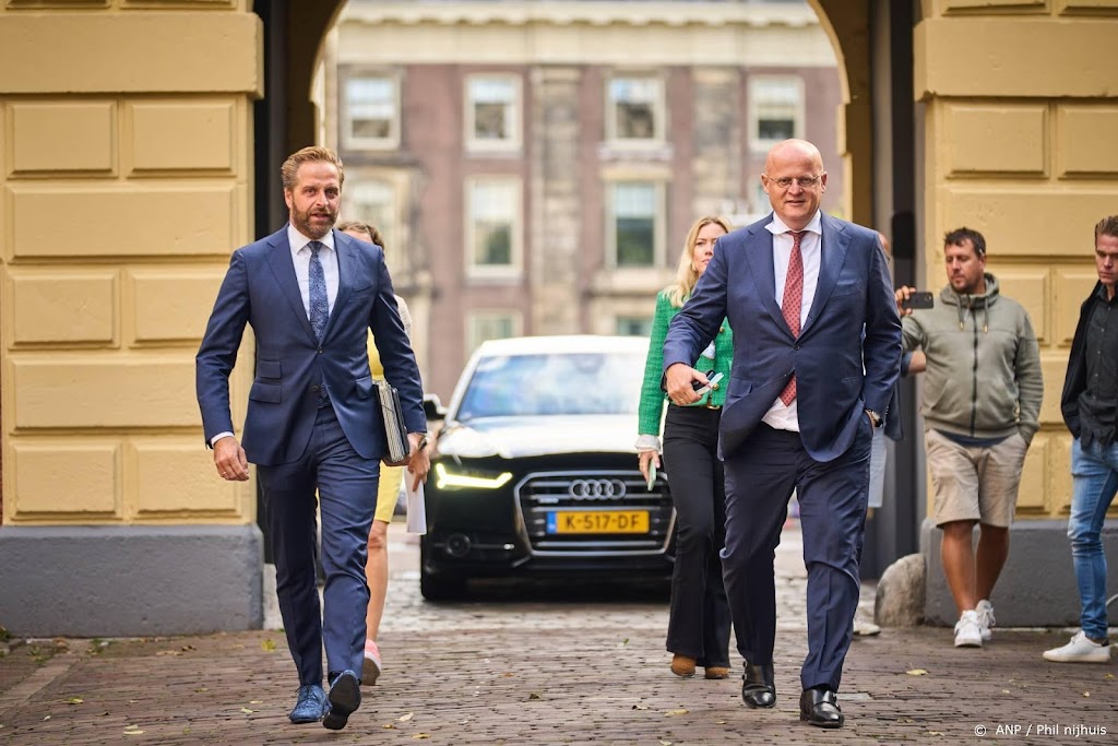 De Jonge en Grapperhaus krijgen beiden een Big Brother Award