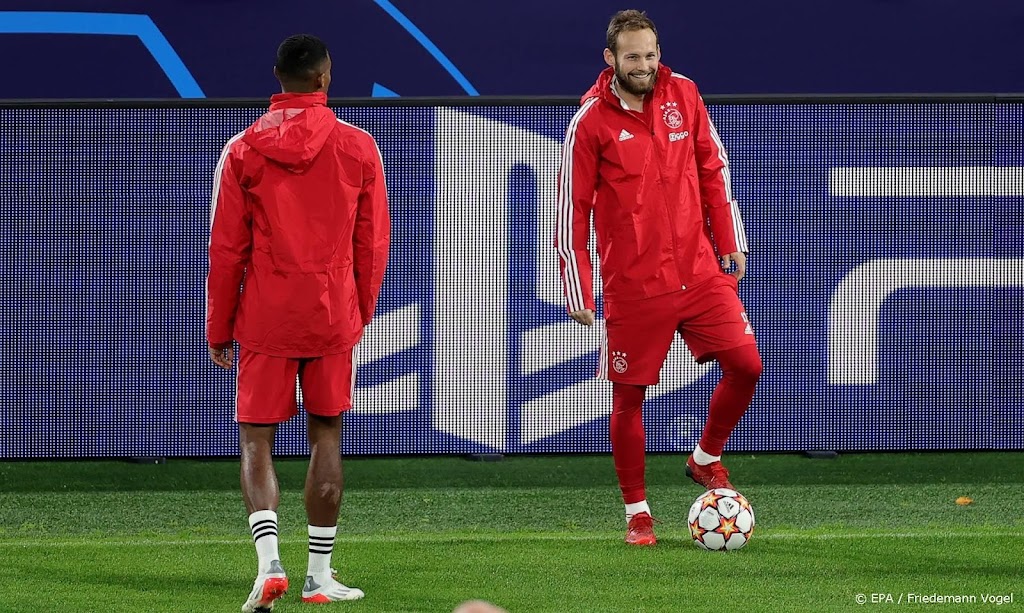 Ajax speelt op 23 februari uitwedstrijd tegen Benfica in CL