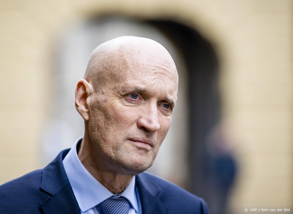Kuipers linkt toename zelfdodingen jongeren aan schoolsluitingen