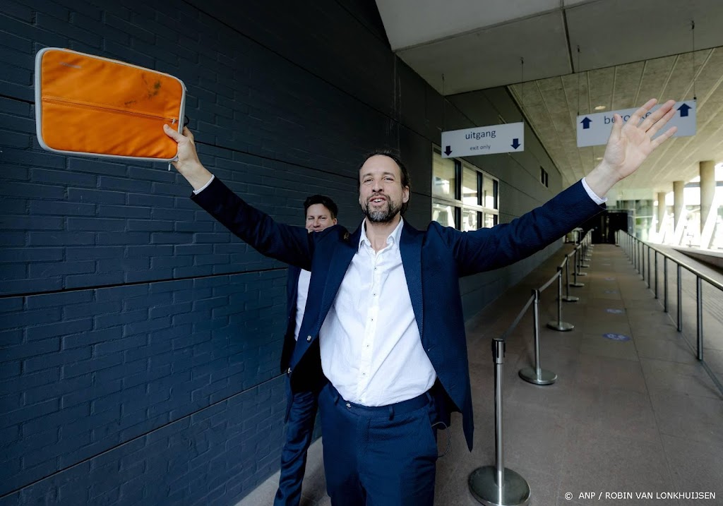 Engel toch in beroep in rechtszaak tegen Van Ranst