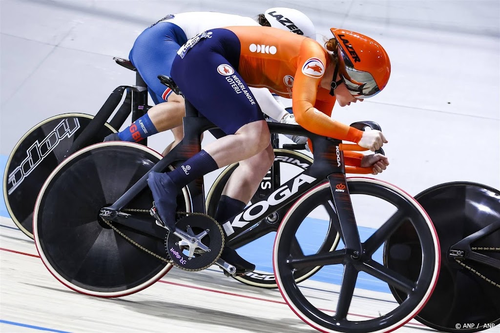 Baanrenster Van de Wouw pakt bij EK brons op keirin