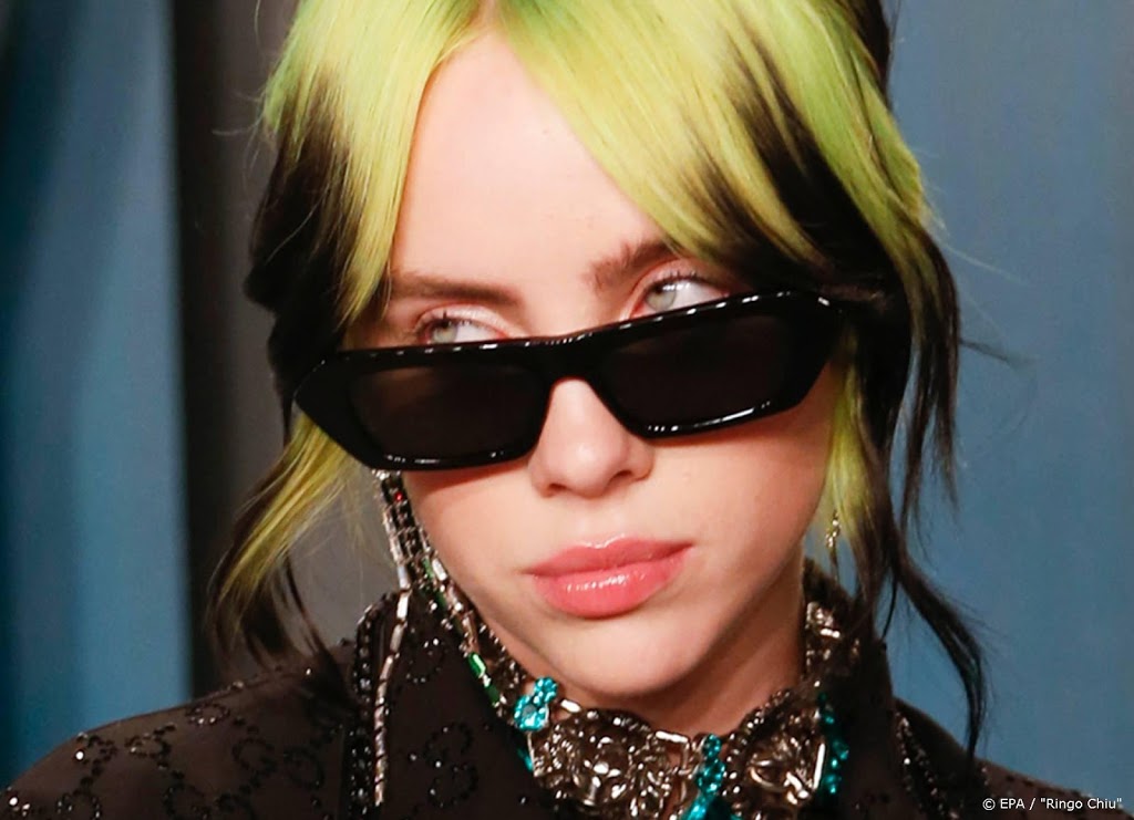 Billie Eilish zet titelsong van nieuwe Bond-film online