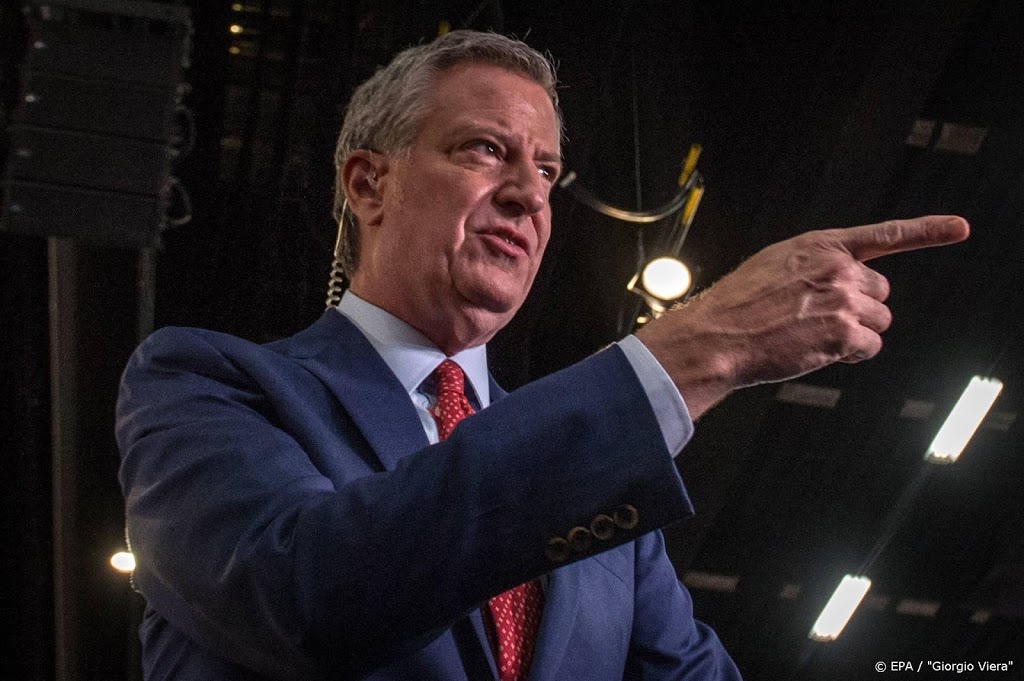 New Yorkse Burgemeester De Blasio steunt Democraat Sanders