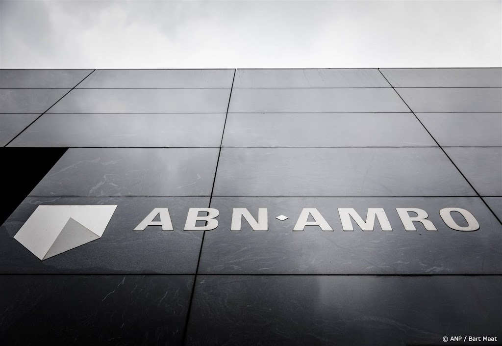Lagere rente-inkomsten voor ABN AMRO, winst stijgt wel flink