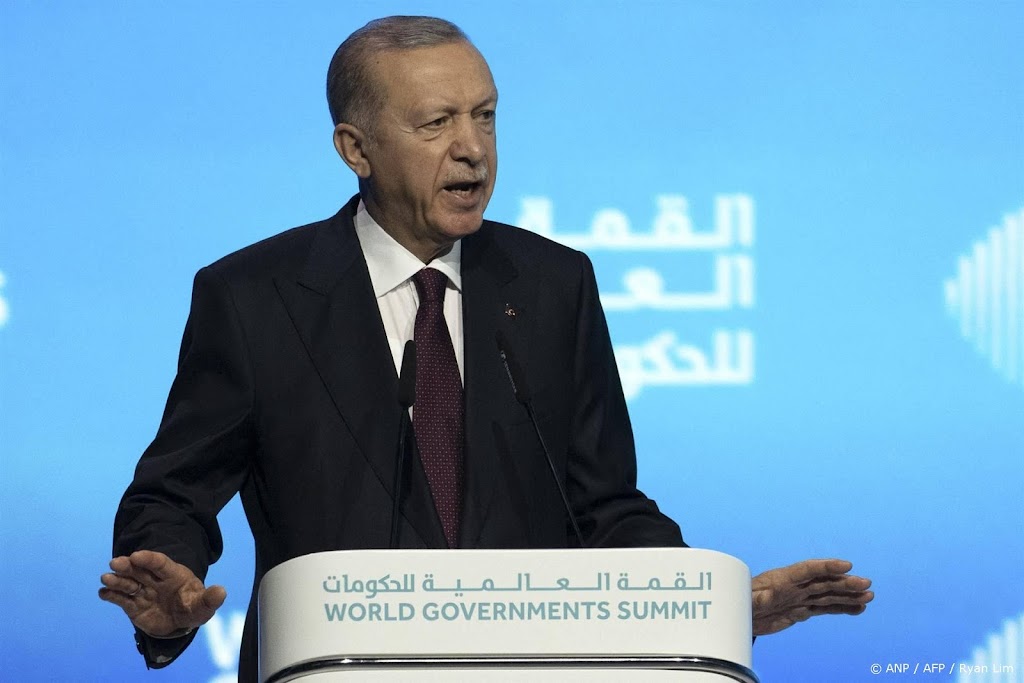 Erdogan na ruim tien jaar terug in Egypte voor topoverleg