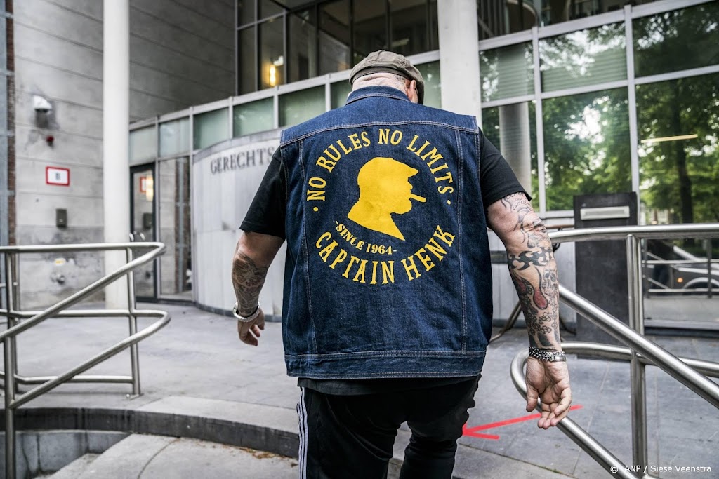 OM eist weer jarenlange celstraffen tegen No Surrender-leiders