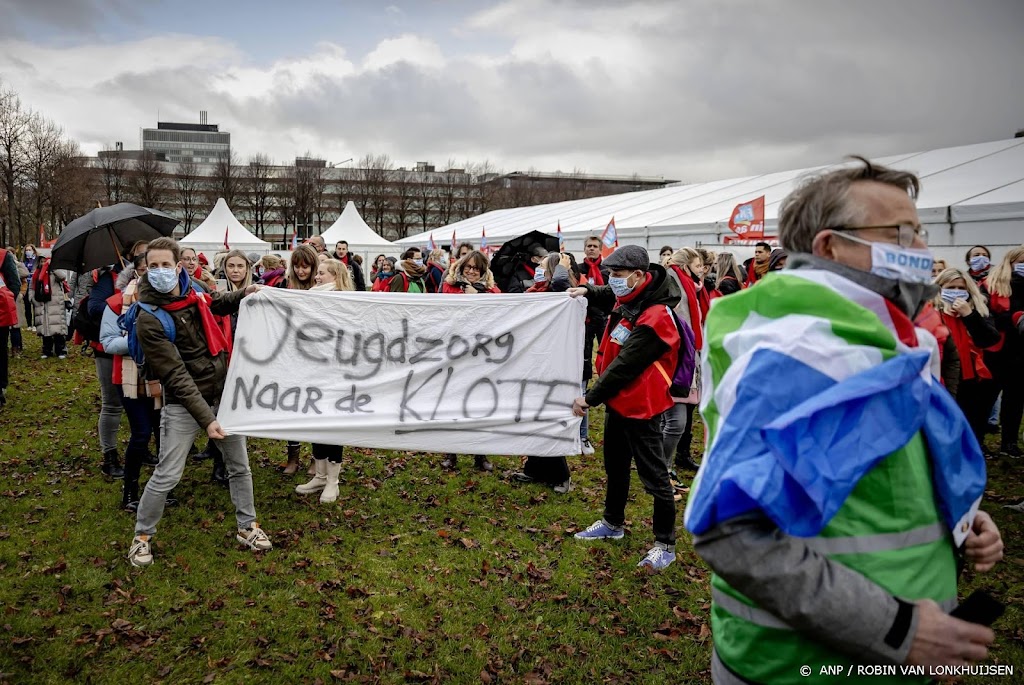 Jeugdzorg gaat om middernacht voor 24 uur deels plat
