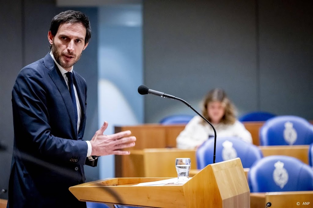 Hoekstra: wat extra's vragen van rijken en bedrijven