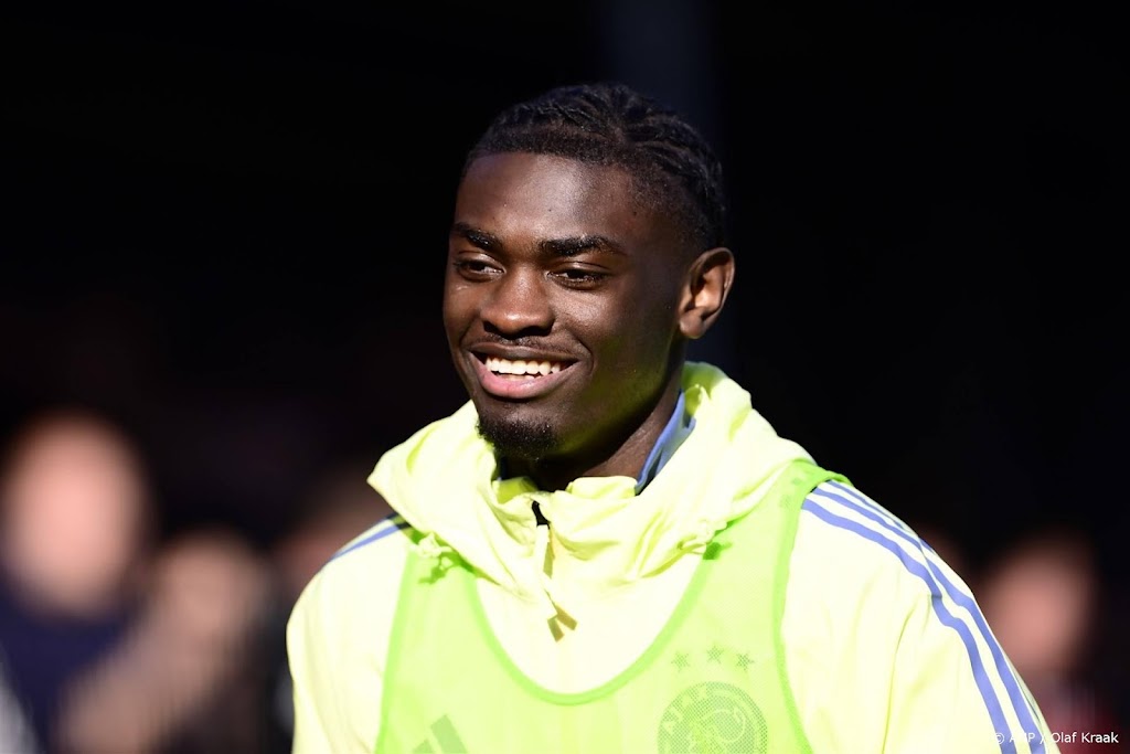 Ajacied Mokio voor het eerst bij Rode Duivels, Courtois is terug