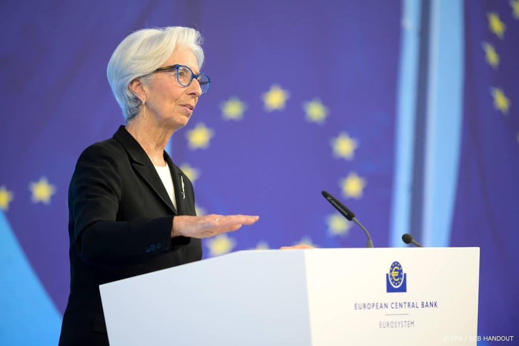 ECB-baas Lagarde: economie eurozone loopt nog steeds op krukken