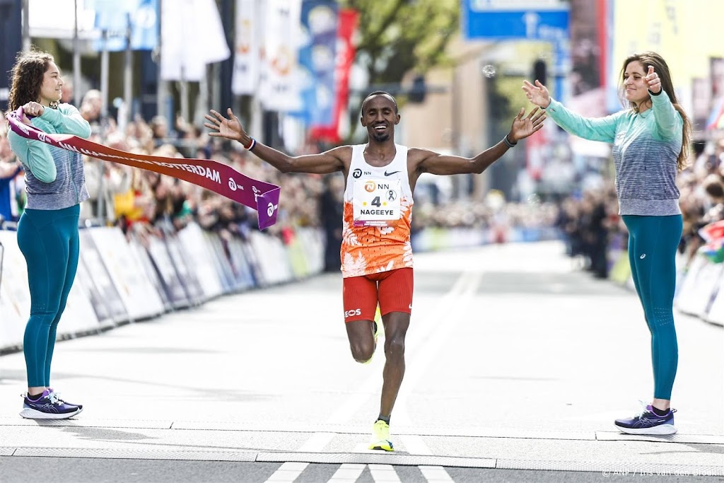 Nageeye wint opnieuw marathon van Rotterdam in Nederlands record