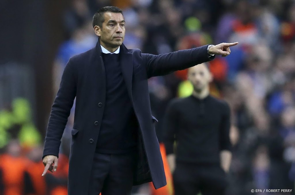 Van Bronckhorst en Rangers met zege richting finale Europa League