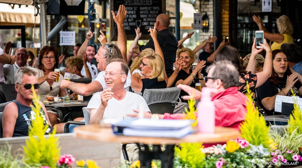 Zorgen om naleving coronamaatregelen in de horeca