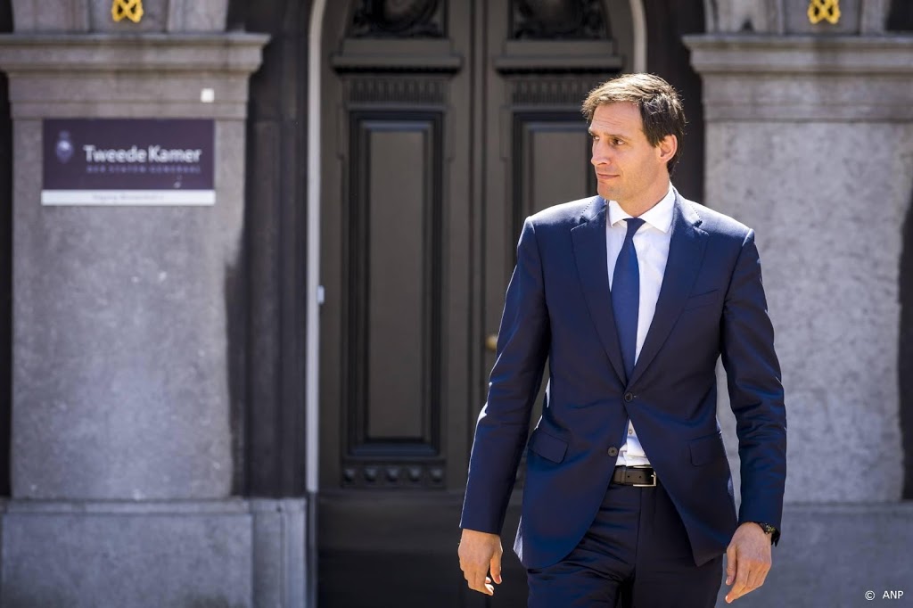 Hoekstra: CDA komt nu even op de eerste plaats