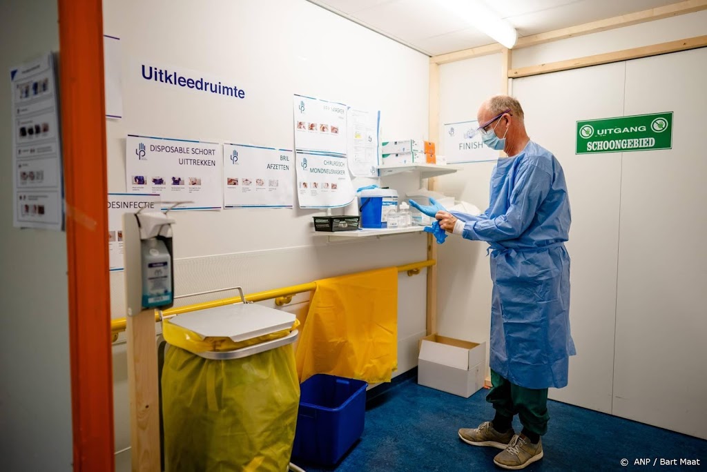 Aantal coronapatiënten in ziekenhuizen opnieuw licht gestegen