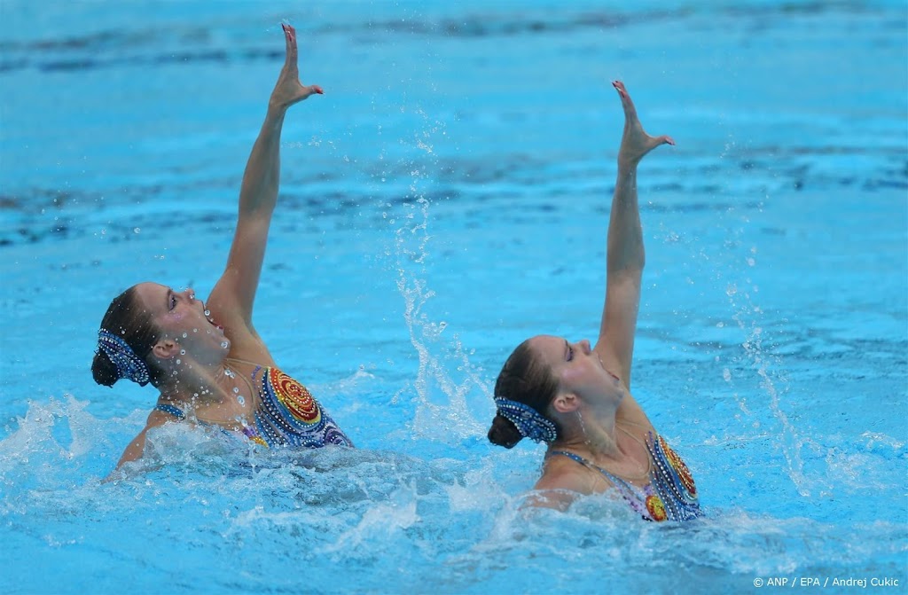 Zussen Brouwer pakken tweede titel op EK synchroonzwemmen