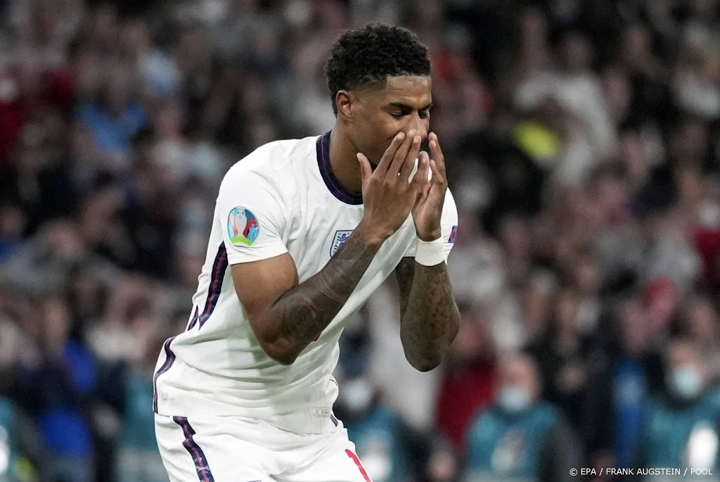 Rashford staat na schouderoperatie drie maanden aan de kant
