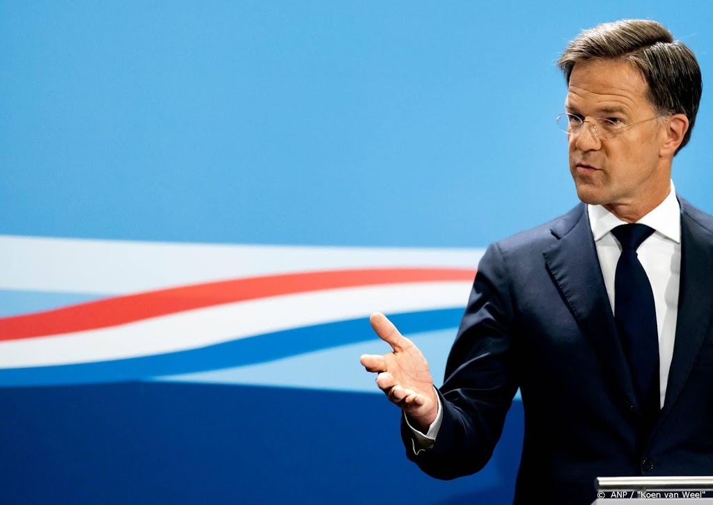 Rutte blijft voor quarantaineplicht na bron- en contactonderzoek