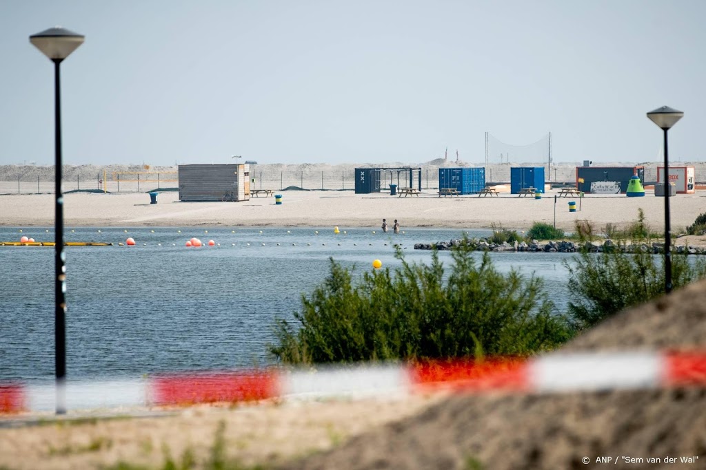 Strand IJburg weer open, met extra veiligheidsmaatregelen