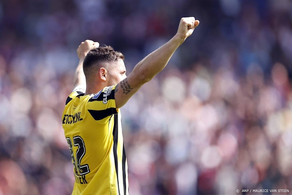 Vitesse verkoopt linksback Wittek aan Duitse club VfL Bochum