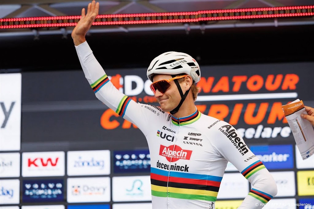 Alpecin-Deceuninck definitief zonder Van der Poel in Vuelta
