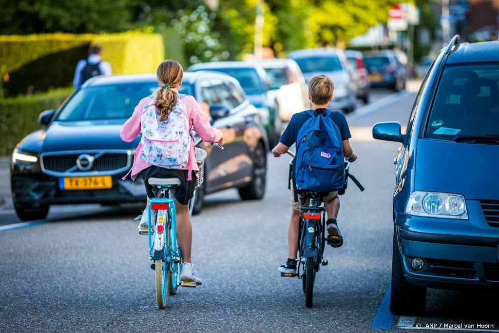 Veilig Verkeer: automobilisten, mijd schoolzone