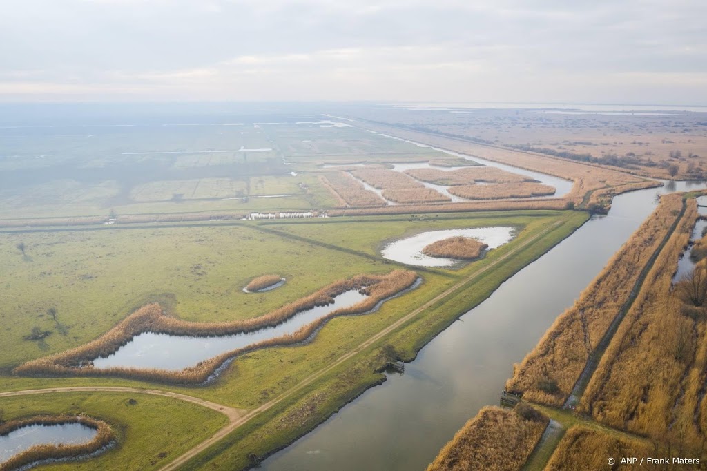 Vissers vinden dode man in kanaal bij Oostvaardersplassen