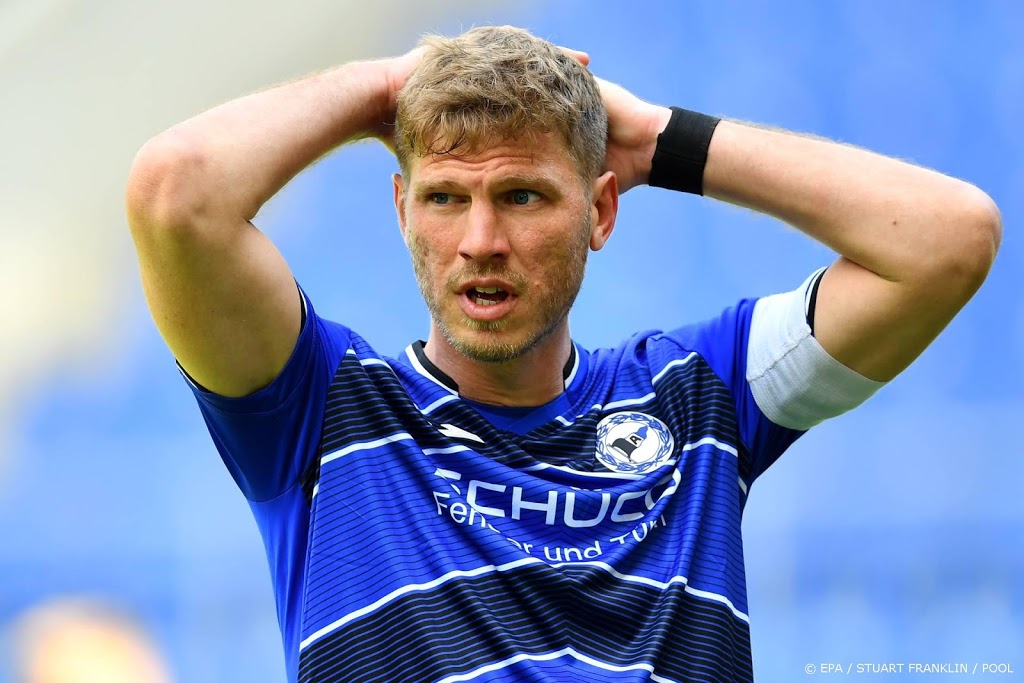 Voetballers Arminia Bielefeld laten zich verrassen in beker