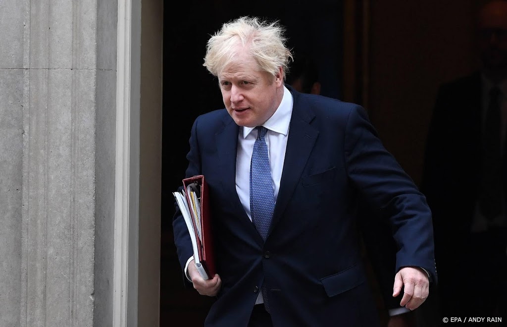 Britse premier overweegt strenge lockdown van twee weken