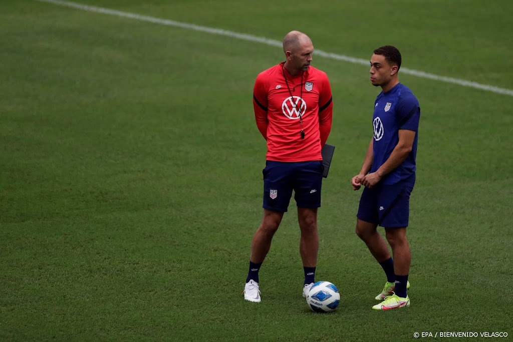 Dest helpt Amerikaanse voetballers aan zege in WK-kwalificatie