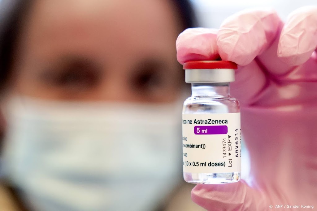 Nieuwe zeldzame bijwerkingen in bijsluiter AstraZeneca en Janssen