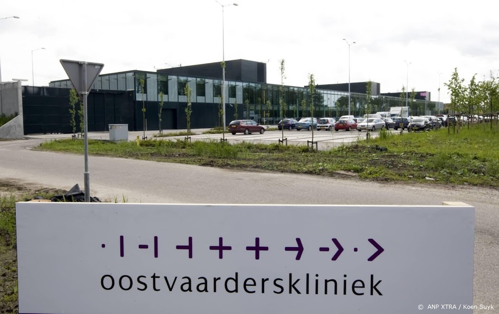 Opnieuw medewerkers tbs-instelling Oostvaarderskliniek geschorst