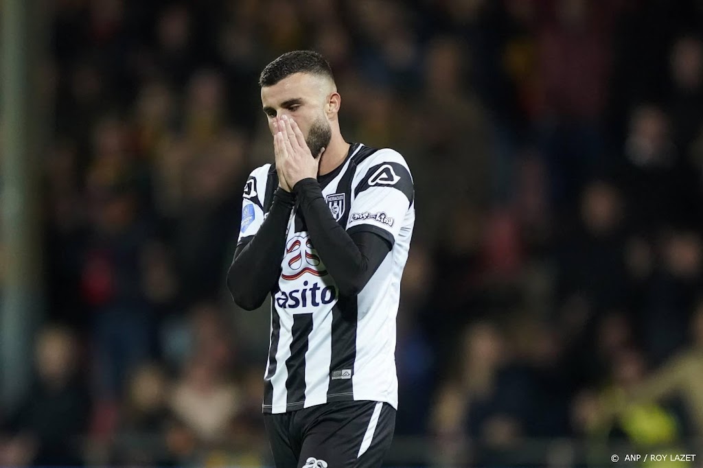 Heracles-voetballer Vloet opgepakt na dodelijk verkeersongeval