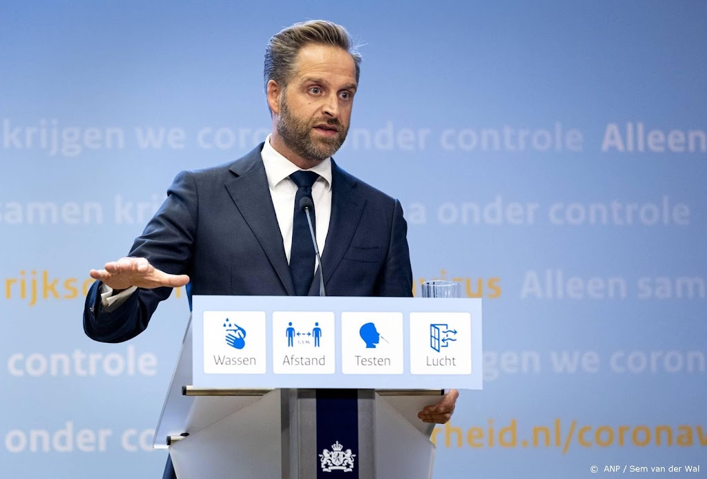De Jonge: concentreren coronazorg helpt mogelijk tegen afschalen