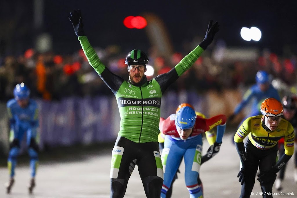Schaatser Hekman wint primeur op natuurijs in Burgum