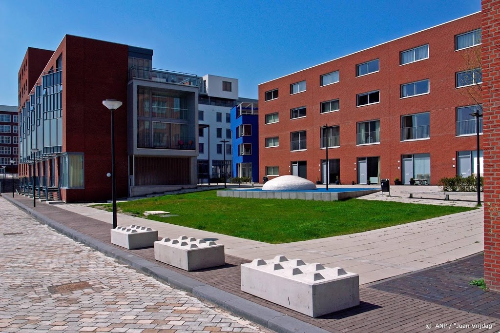 Koper nieuwbouw Amsterdam moet huis zelf gaan bewonen