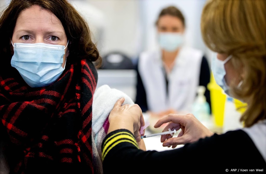 In totaal 40.000 medewerkers acute zorg gevaccineerd
